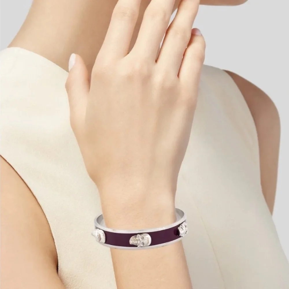 Alexander McQueen Skull Bracelet - Picture 4 of 4